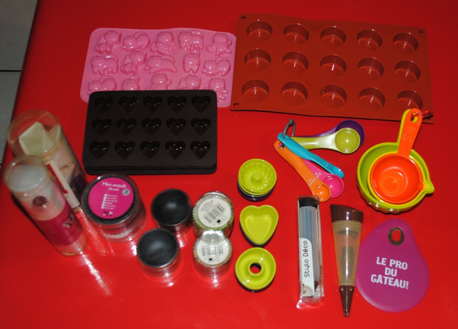 Kit de pâtisseries cake design pour sublimer vos gâteaux d'anniversaire
