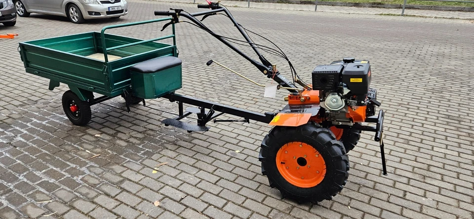 Einachsschlepper Motorhacke Gartenfräse 16PS + Zubehör + Anhänger - Bild 2 von 4