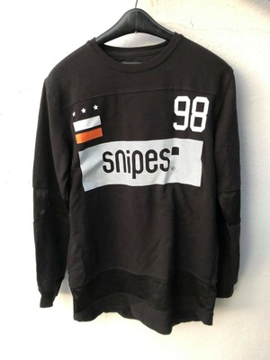 snipes sweater