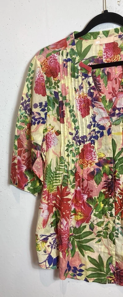 Túnica La Cera floral com botões tamanho G Cottagecore artística leve feminina - Imagem 4 de 4