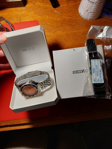 Seiko 43mm Dive Watch 7s26-0020 Automatic w Orange Dial, Dive Band & display box - Picture 8 of 8