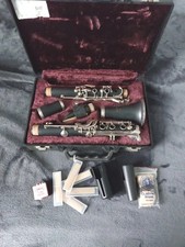 Artley 17S Vintage Clarinet W Hard Case and Extra Accessories