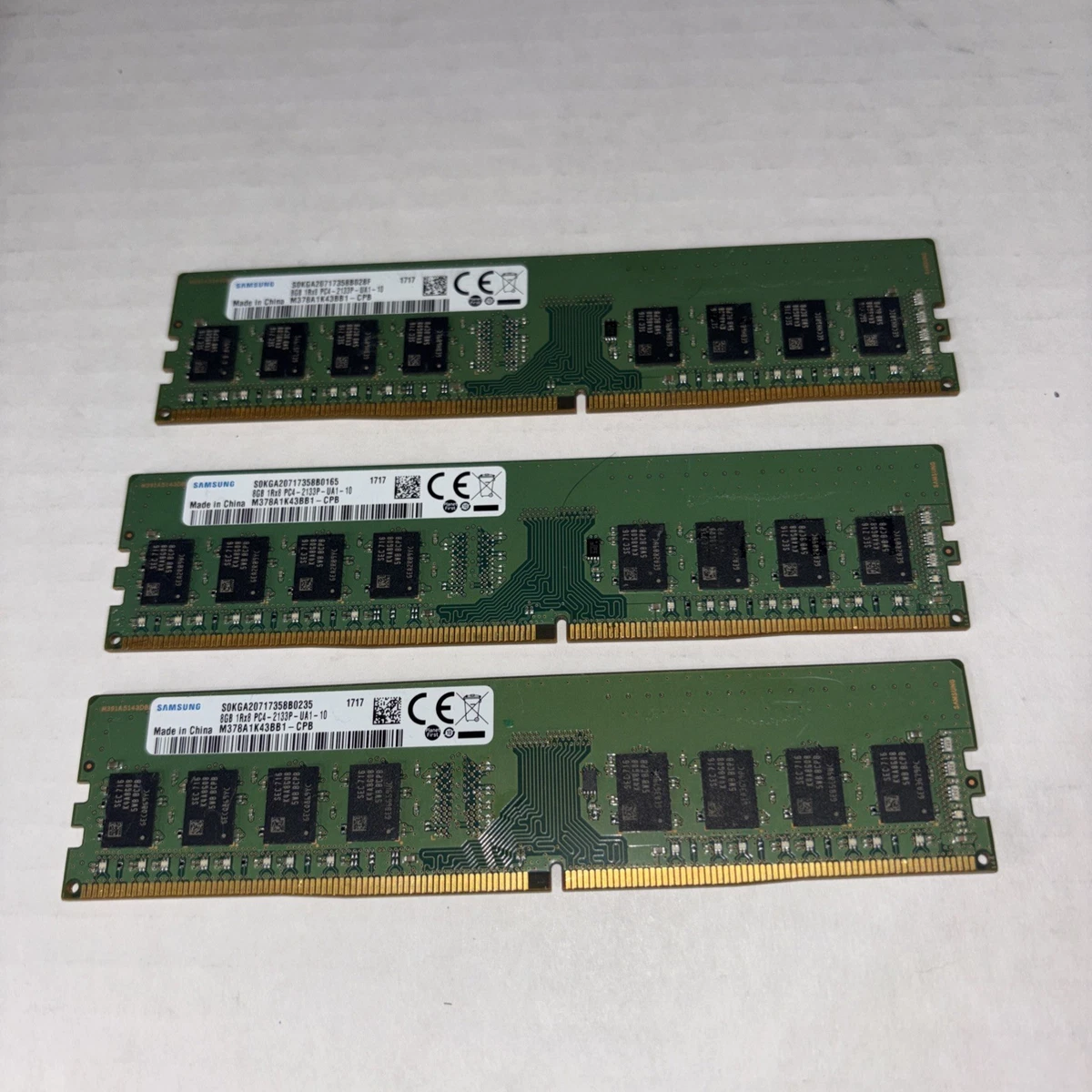 Samsung PC4-17000 (DDR4-2133) Bus Speed Computer RAM 8 GB Capacity