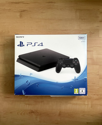 Sony PlayStation 4 Slim 500GB Spielekonsole - Jet Black + Controller