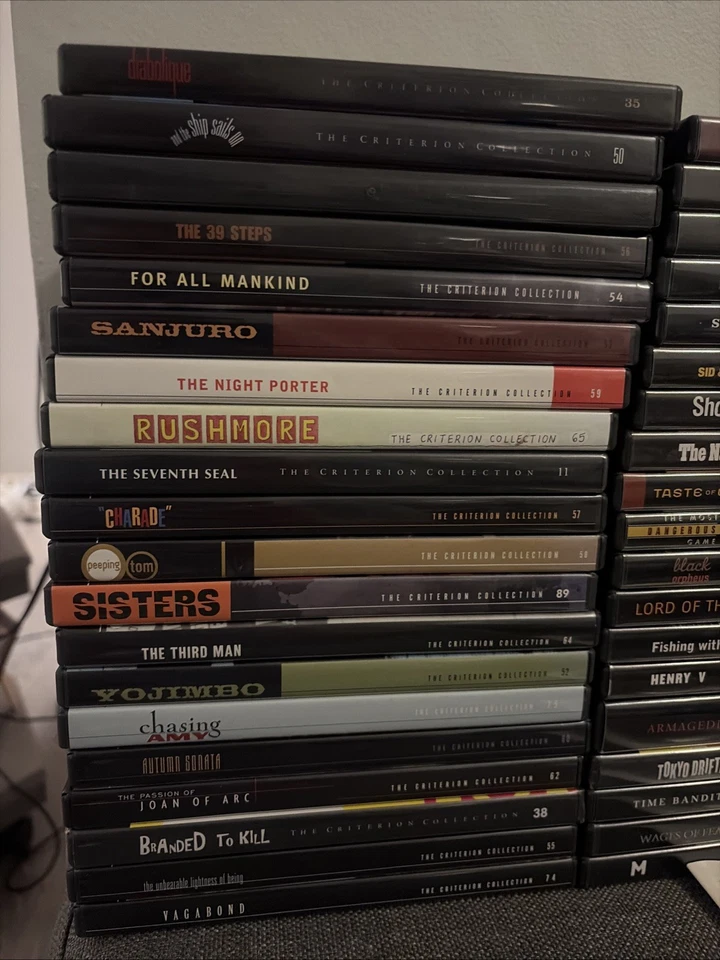 Criterion Collection DVD Lot 46 OOP Rushmore Seven Samurai Robocop Kevin Smith - Image 2 of 4