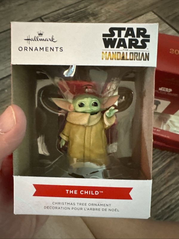 Hallmark Christmas Star Wars The Child Mandalorian Baby Yoda Ornament In Box
