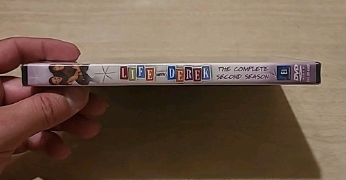 Life With Derek Complete Second 2 Season (2 Dvd Set, 2009) BRAND NEW! - Picture 4 of 6