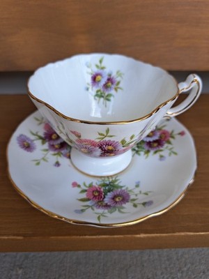 Hammersley & Co Bone China Teacup And Saucer Gold Trim Floral Made in England