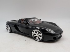 Maisto 1:18 Porsche Carrera GT schwarz Tuning Felgen