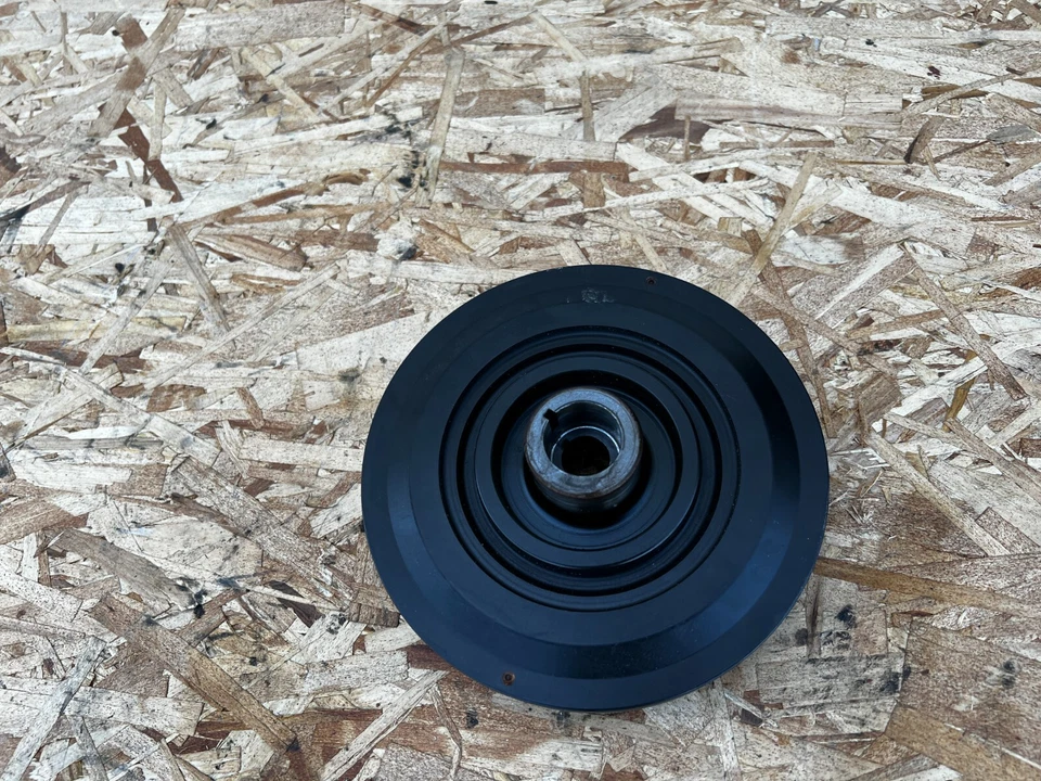 CRANKSHAFT PULLEY HARMONIC BALANCER DAMPER 7572566 BMW F10 M5 M6 (2013-2016) OEM - Image 2 of 3