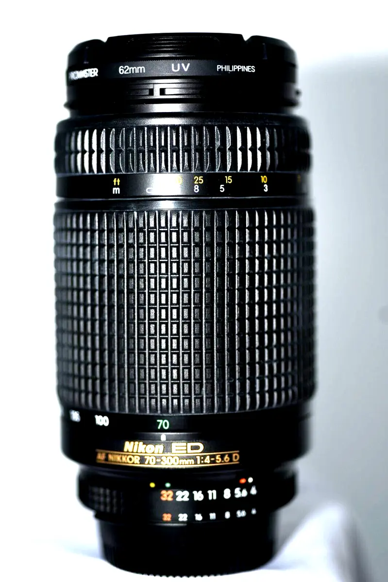 Nikon ED AF Nikkor 70-300mm 4-5.6 D lens. 