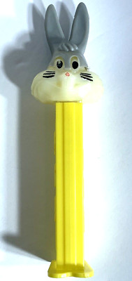 Buggs Bunny Pez Dispenser Feet 4.966.305 Hungary Warner