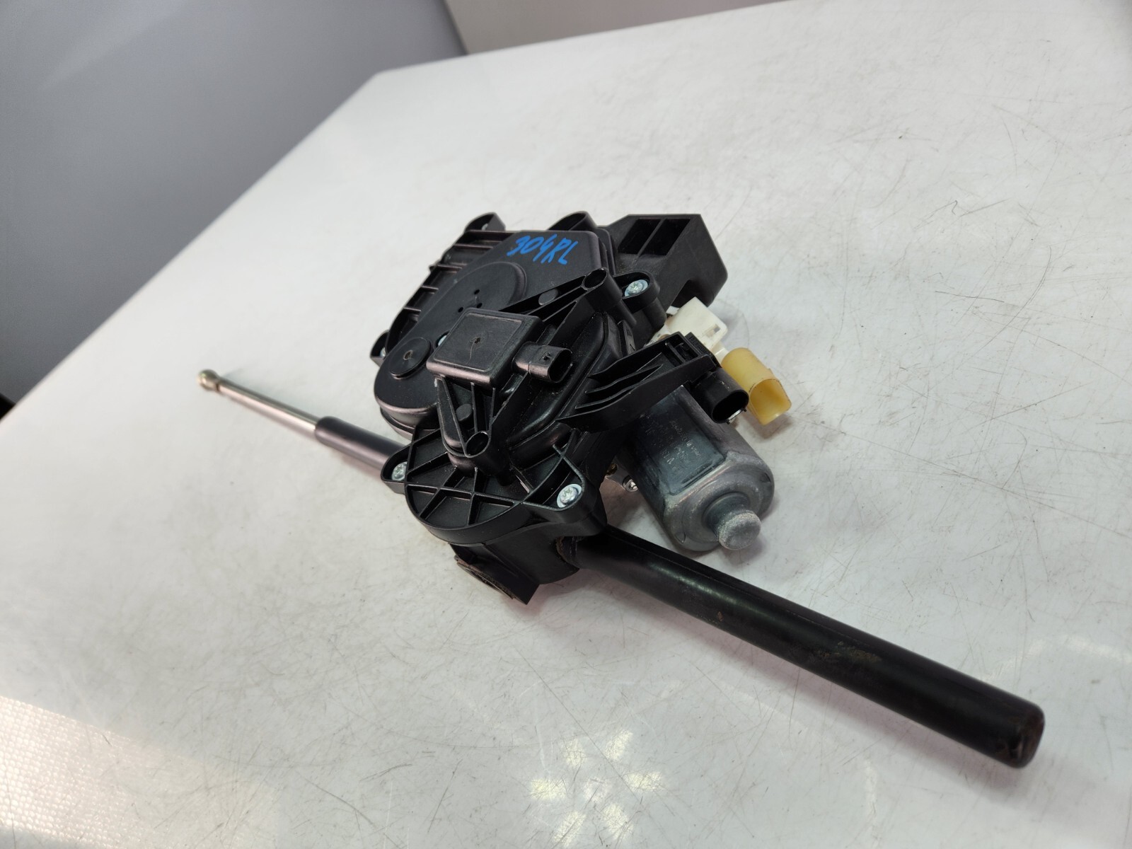 ✅10-14 OEM Rolls-Royce Ghost RR4 Rear Left Driver Side Door Closing Assist