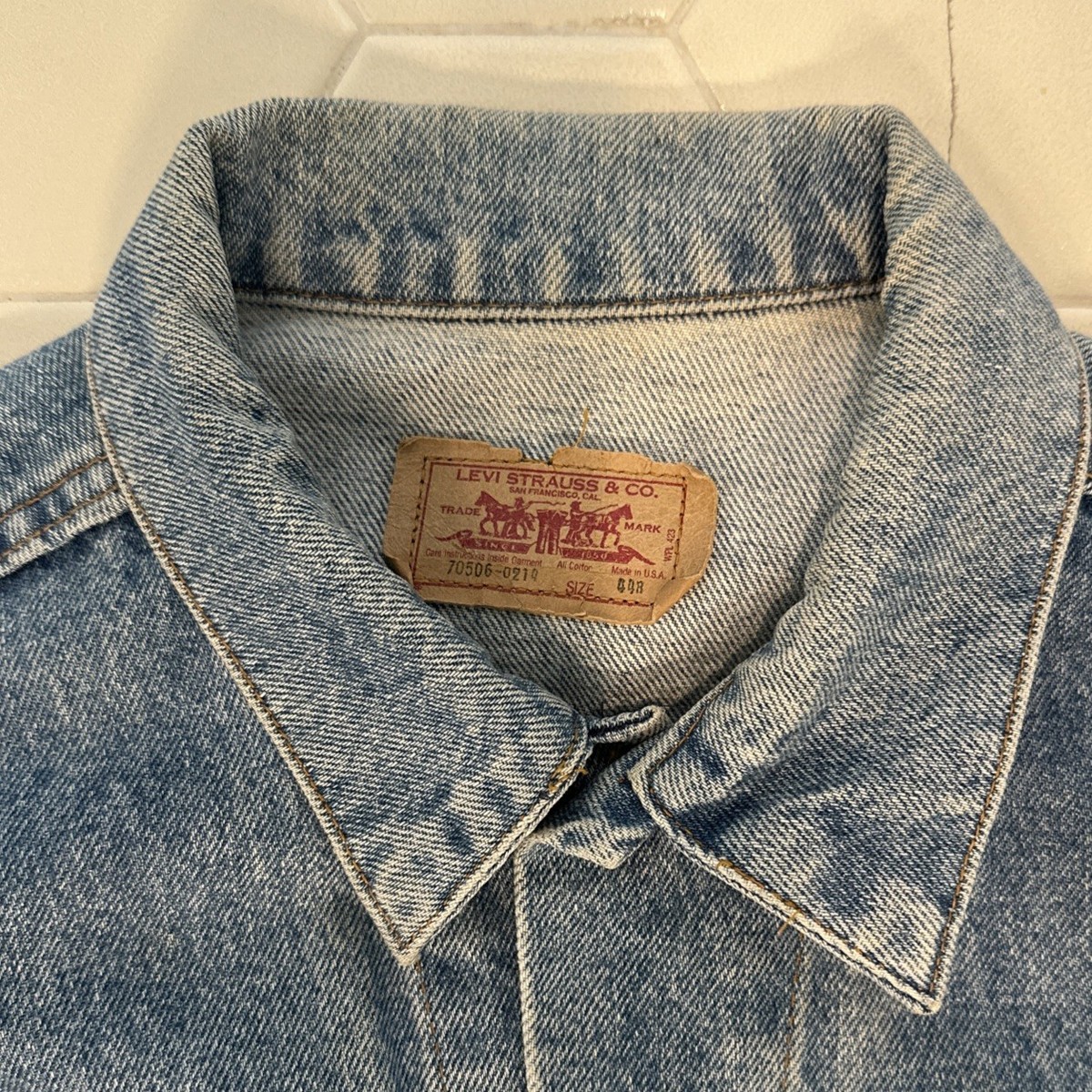 vintage Men's Levi Jean jacket 70506 0214 44R 4 pkt denim trucker