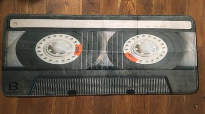cooler Teppichläufer Kassette / Tape retro 90s style