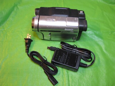 Sony CCD-TRV138 Hi-8 Analog Camcorder for sale online | eBay
