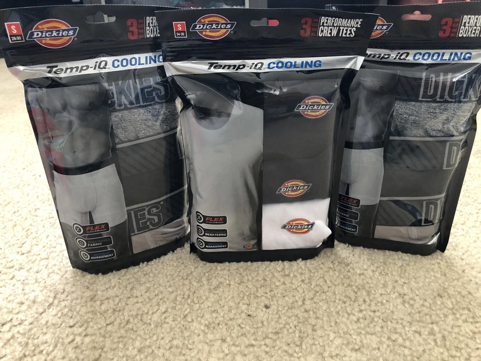 Lote de calzoncillos boxer y camisetas de rendimiento Dickies Performance para hombre talla pequeña Foto 2 de 4