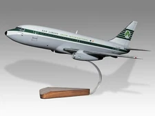 Boeing 737-200 Aer Lingus in Classic Livery Desk Wood Airplane Model Large 1/72