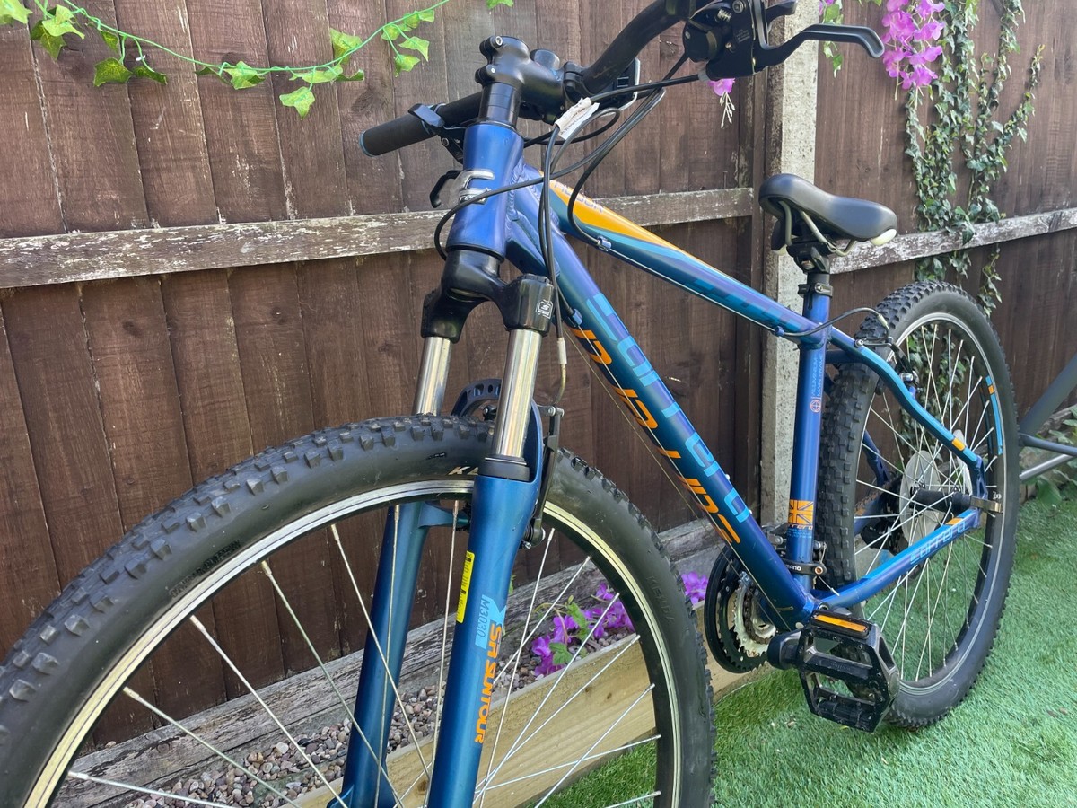 Carrera Valour Womens Bike M3030 Blue/Orange Preowned