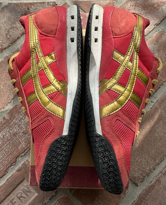 ASICS ONITSUKA TIGER ULTIMATE 81 RED GOLD SNEAKERS SIZE 7.5 HN201