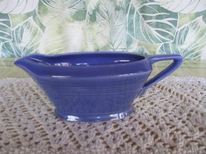 Homer Laughlin Harlequin Sauce/grave Boat Mauve Blue