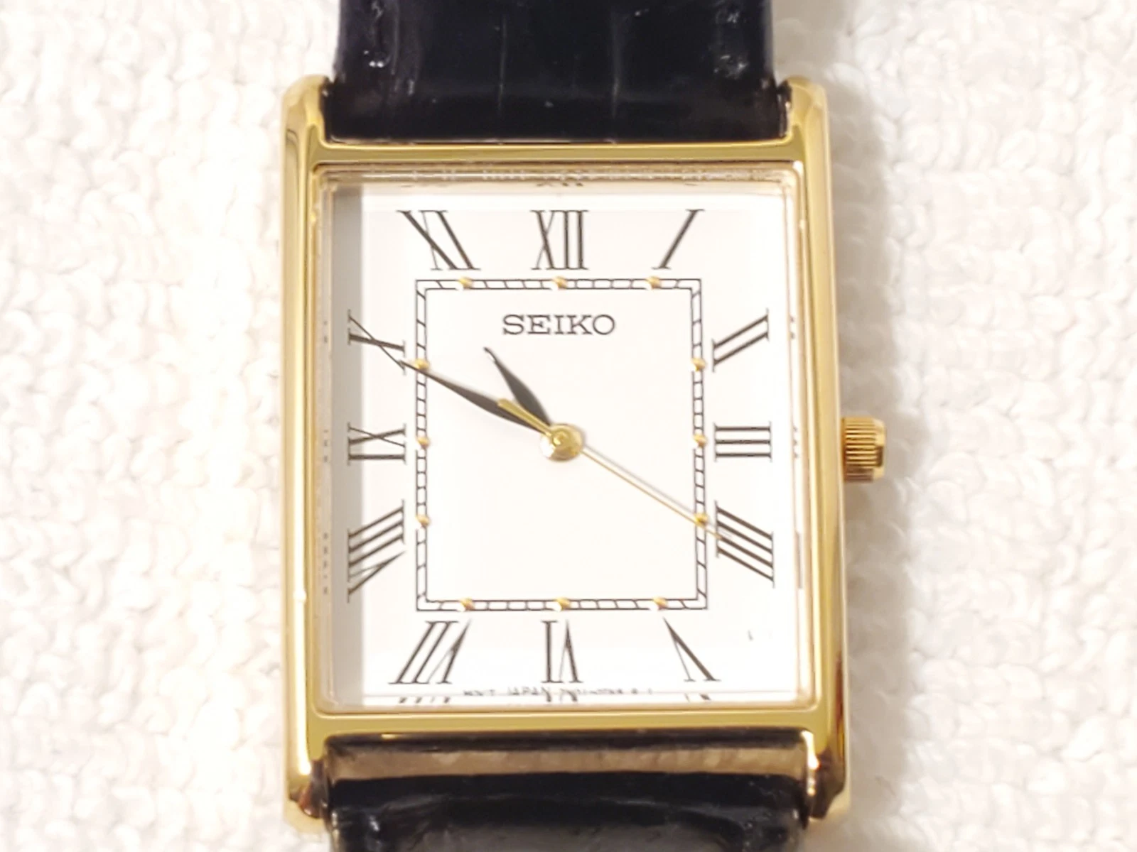 Vintage Seiko Men's Gold Tone Tank Watch White Dial Roman Numerals Leather Strap