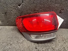 Used Left Tail Light Assembly fits: 2017 Jeep Grand cherokee quarter panel mount