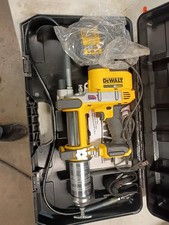 DEWALT DCGG571B Grease Gun 20V MAX Li-Ion 10,000 PSI Variable Speed W/ Case