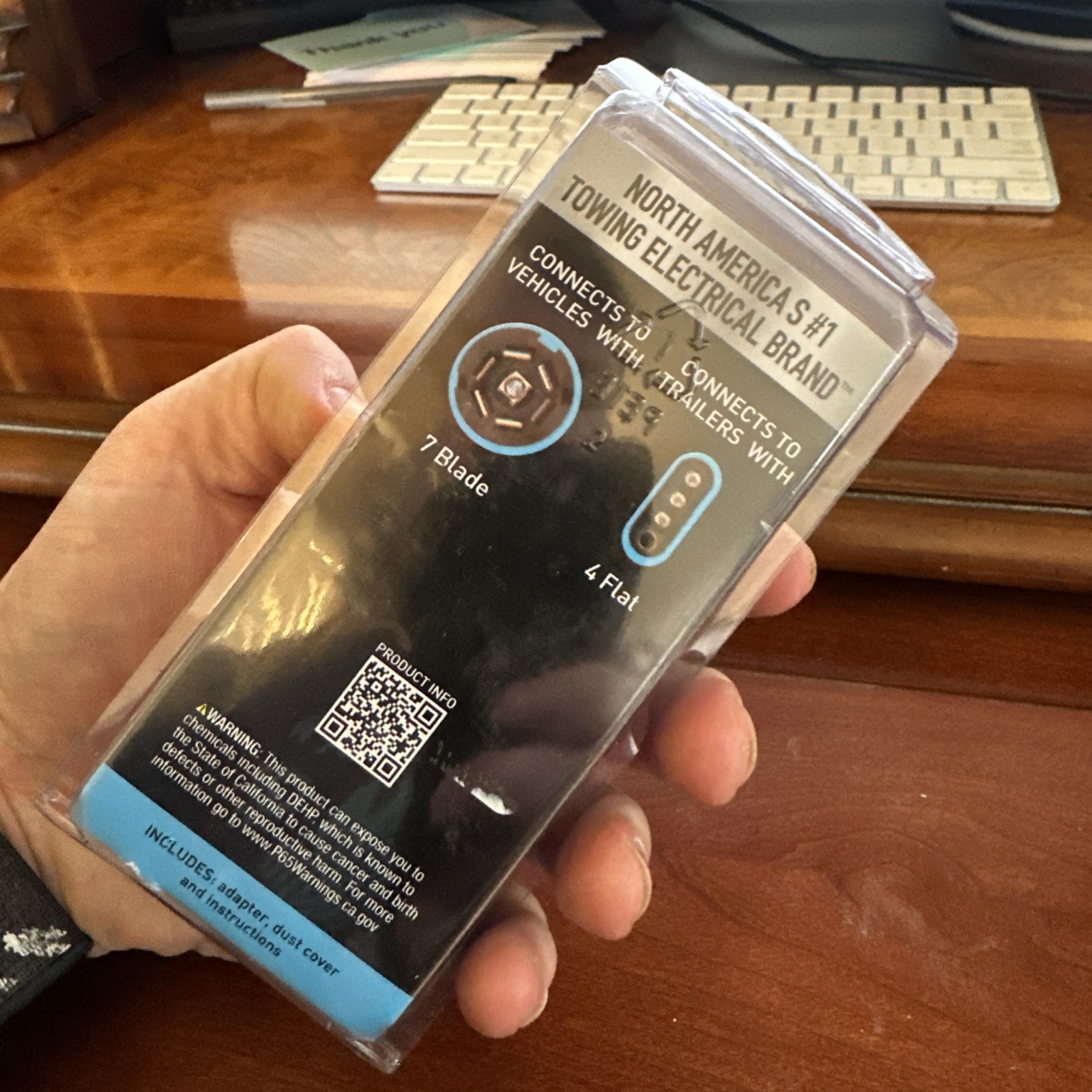 Hopkins Towing Solutions 7-RV Blade to 4-Flat with Nite-Glow