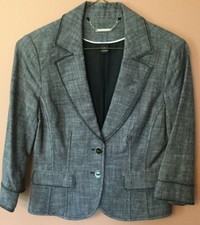 Women's Size 8 Short Waisted Blazer By White/Black