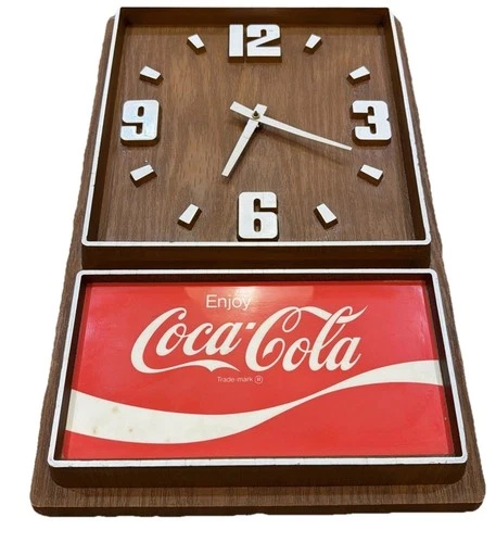 Coca-Cola Vintage Electric Wall Clock Wood Grain Impact Int Tested and Working
