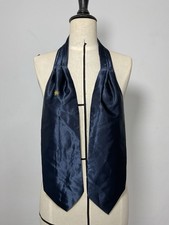 UNBRANDED men s Silk Stain Ascot Tie In Navy Blue EXCELLENT CONDITION