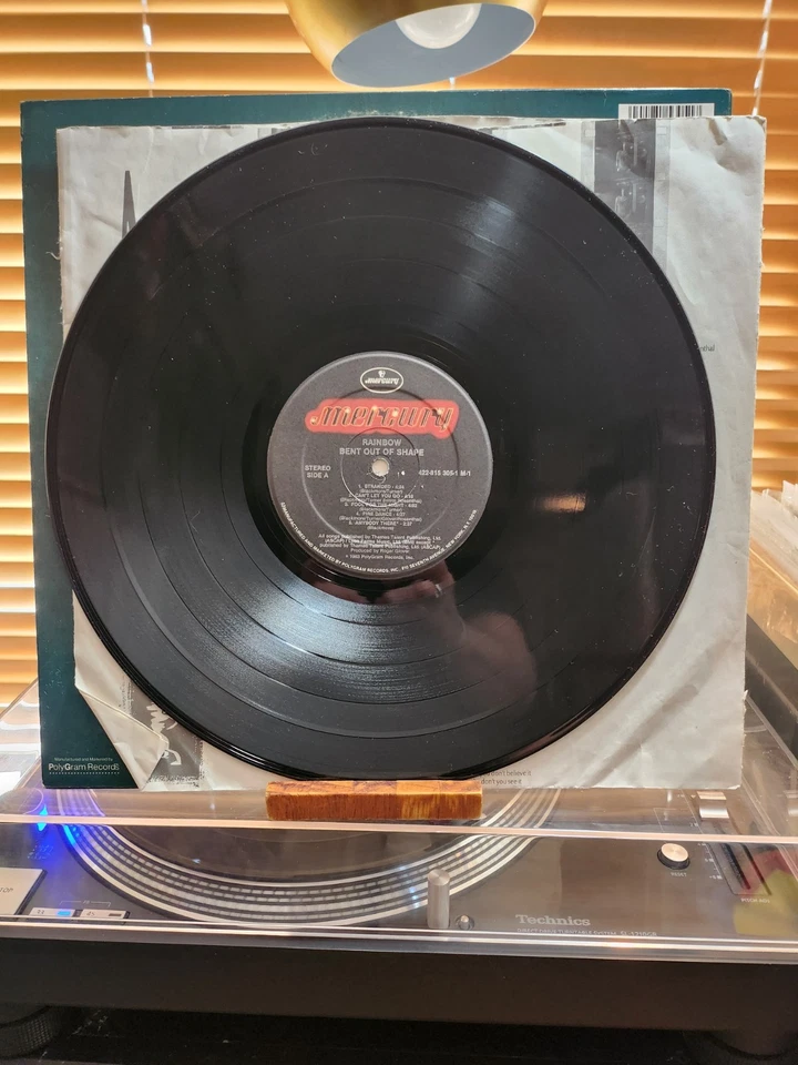Rainbow, Bent Out Of Shape, 1983 1st US Mercury, 815-305-1-M-1, VG+/VG - Image 4 of 4