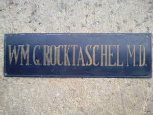 VINTAGE BRASS DR.SIGN