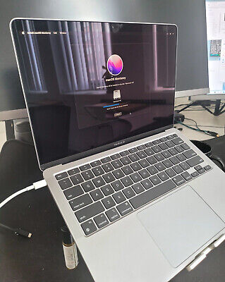 Apple MacBook Air 13.3 Apple MacBook Air 13.3