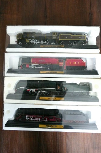 LA CRAMPTON ET SON TENDER - LOCOMOTIVE STATIQUE - COLLECTION ATLAS - 140 mm - COMPLETE | Jay &Jay'S