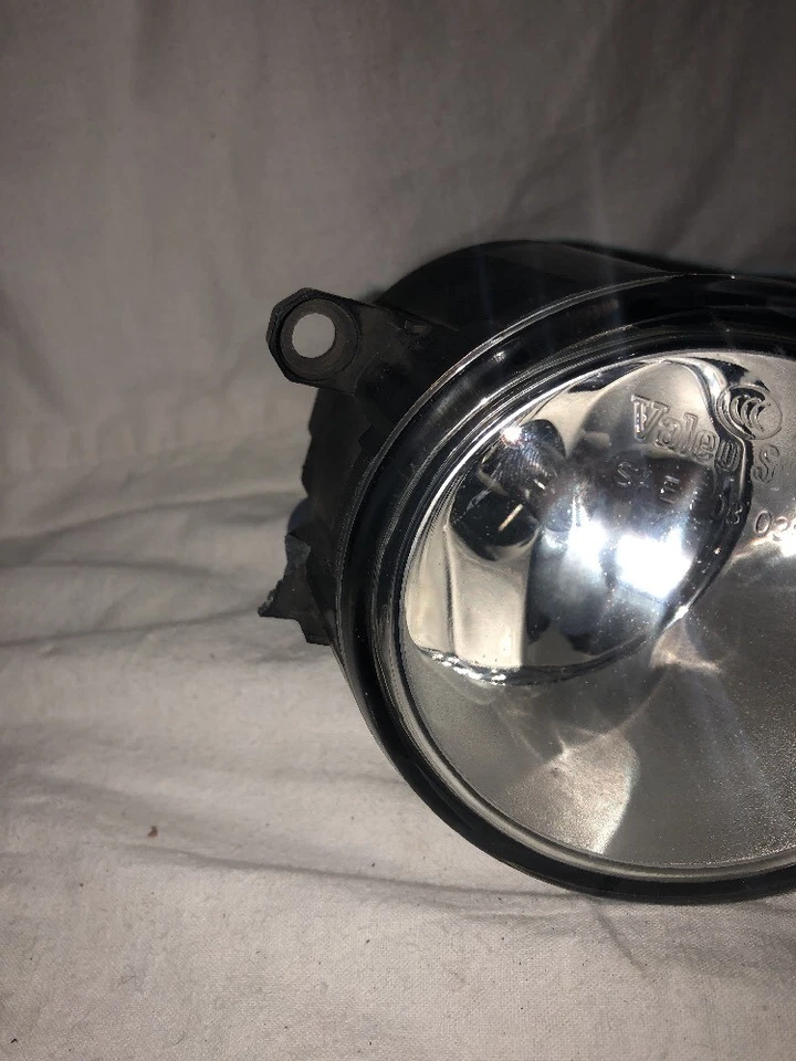 丰田雷克萨斯雾灯原始设备制造商右手雷克萨斯 RX 350 右 Oem 305601 — 第 2/4 张图片