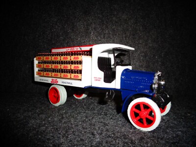 PEPSI-COLA 1925 KENWORTH BOTTLE DELIVERY TRUCK ERTL DIECAST COIN