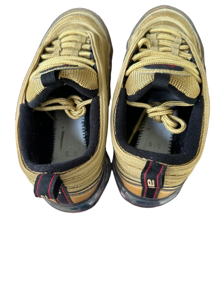 Nike Air VaporMax 97 GS Metallic Gold Size 5.5 Youth 7 W AQ2657-700 - Изображение 3 из 4