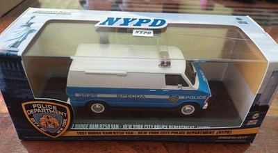 DODGE RAM B250 NYPD GREENLIGHT 1/43 - Photo 1/2