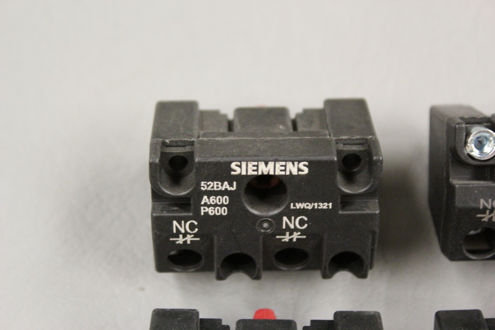 LOT OF 4 SIEMENS 52BAJ AUXILLARY CONTACT BLOCKS | eBay