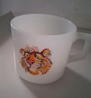 Vintage Fire King Tony The Tiger Esso Exxon Glass Milk Glass Coffee Mug