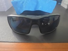 Costa Del Mar Permit 580P Sunglasses Black/Gray Frame With Case No Scratches 