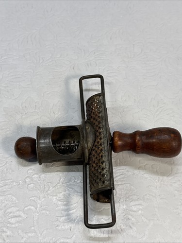 Antique The Edgar Nutmeg Grater Spice Grinder