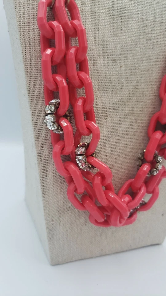 Collar de eslabones de cadena J Crew Lucite plástico estrás metal doble hilo Foto 3 de 4