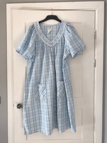 Celestial Dreams Summer Checkered Night Dress Size: 2XL Colour: White/Blue
