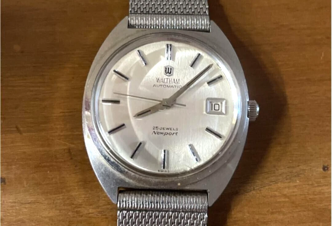 Waltham Automatic 25 jewels Newport Vintage watch antique men's JUNK Not runs