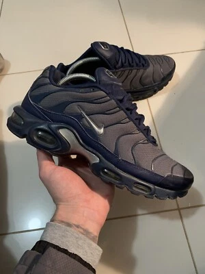 nike tn size 10
