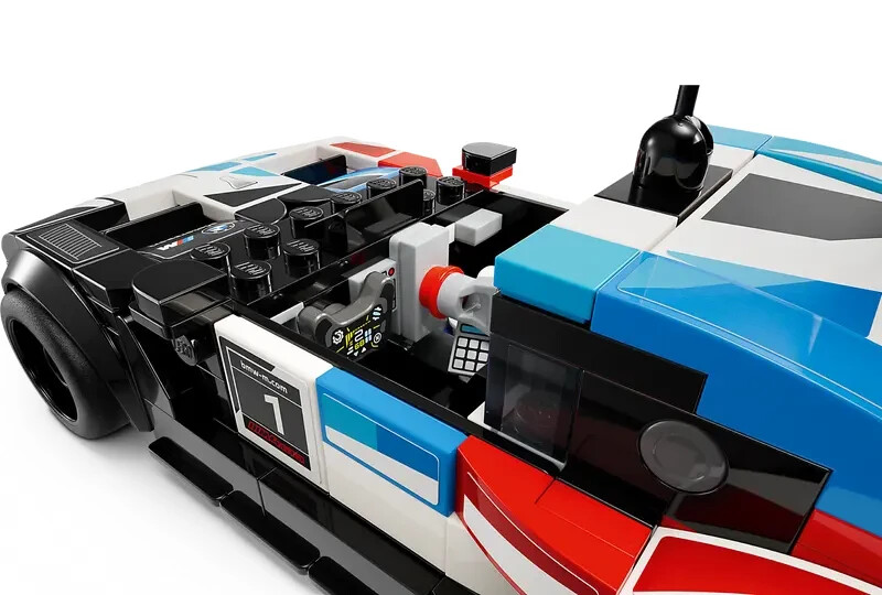 BMW M4 GT3 & BMW M Hybrid V8 76922 SPEED CHAMPIONS Minifigure