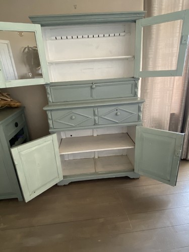 Rustic Painted Pine Dresser - Picture 3 of 6